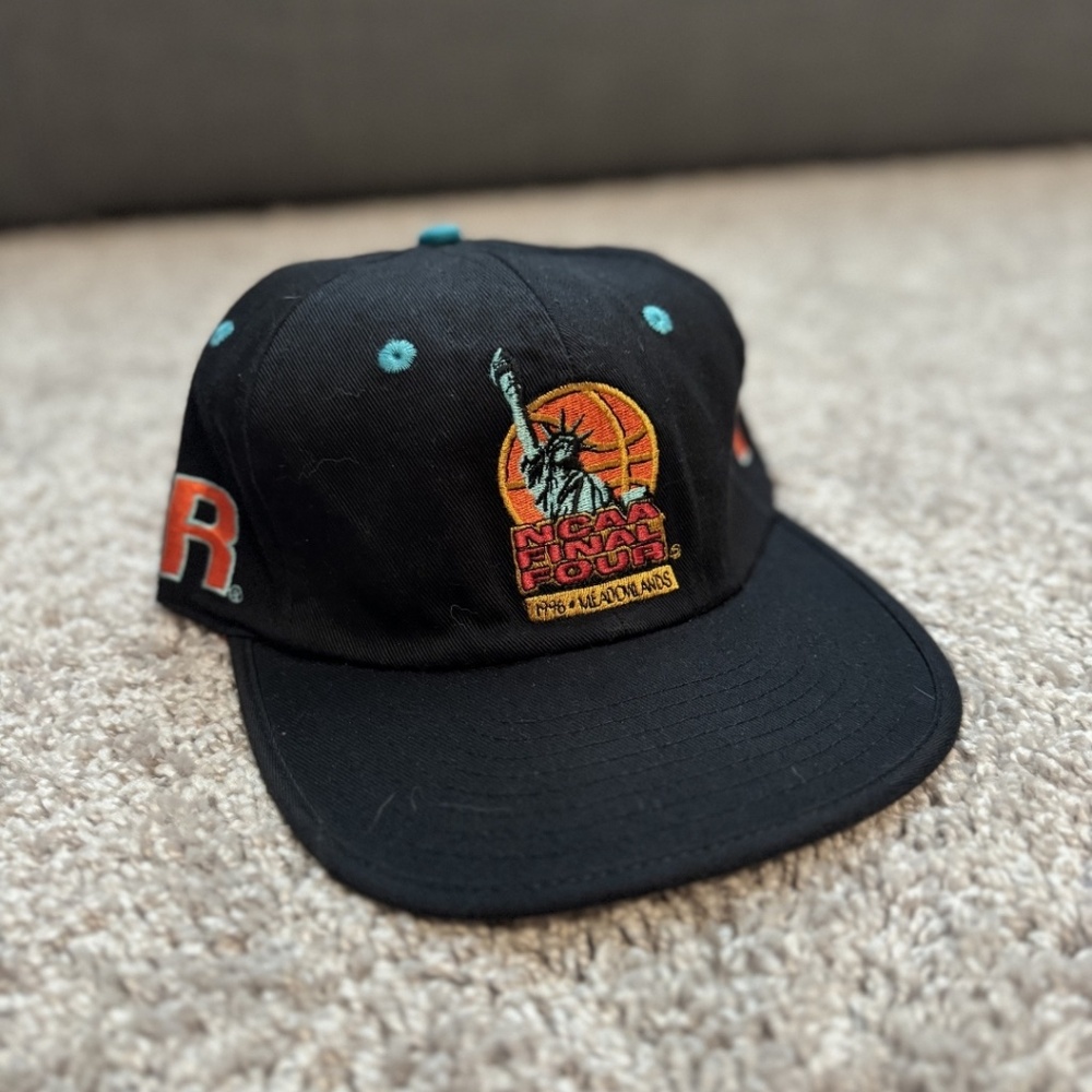 VERY RARE Vintage Final Four Snapback